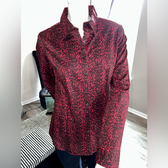 Talbots 10 Button Down - Picture 3 of 4